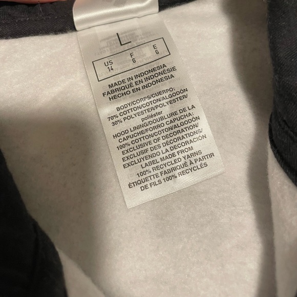 NWT Adidas Loose Fit Zip Hoodie Girls, size L, black/gray Camo pattern - Picture 6 of 8